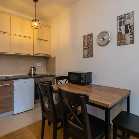 Elsa I S47 Apartment *